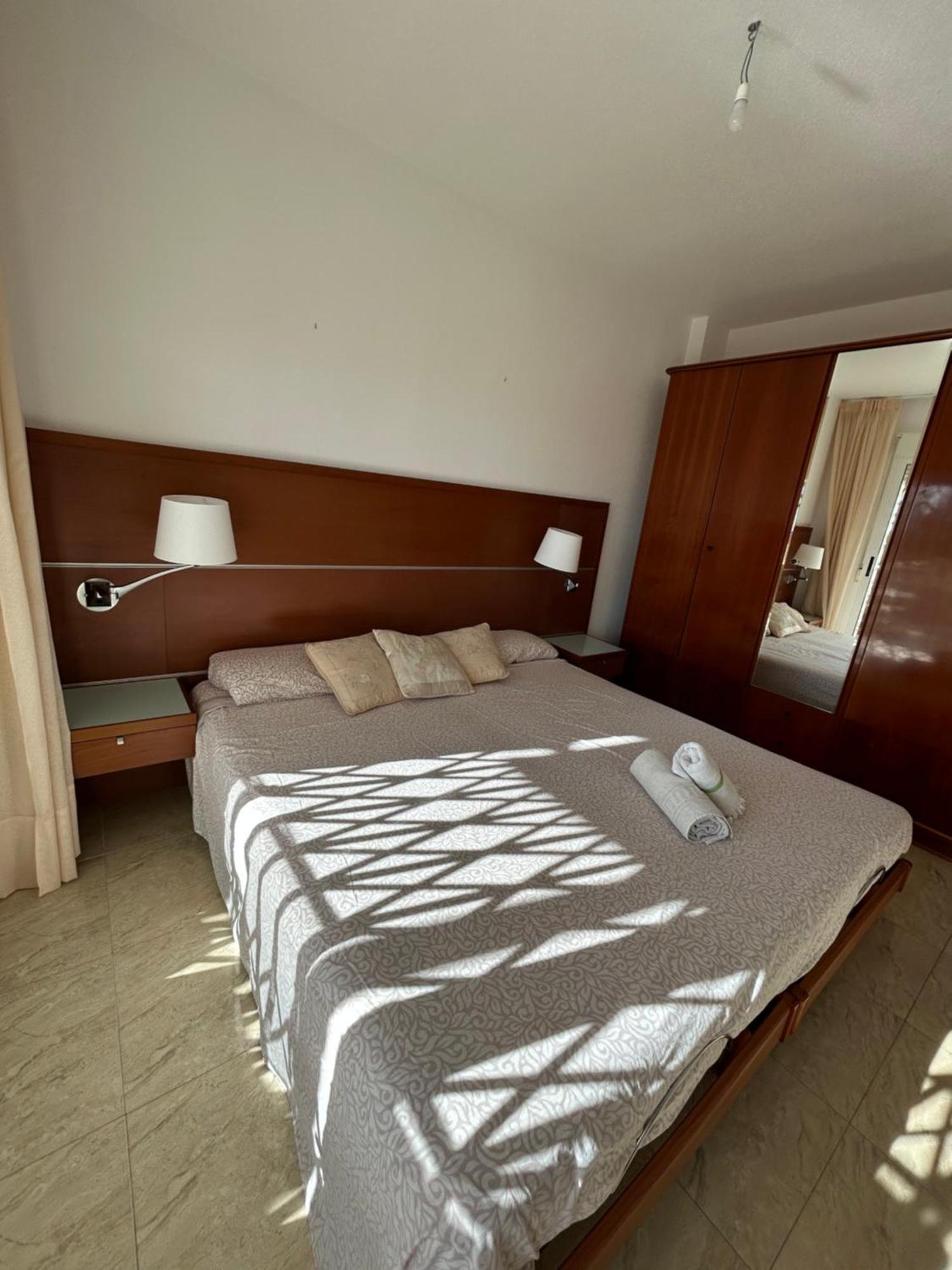 Apartamento Aparta de 2 Habit con piscina Matalentisco Exterior foto